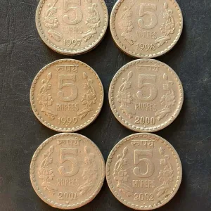 Republic India  Denominaton 5₹ Different birthday year 🎈🎂 Metal copper nickel  Same and similar piece available