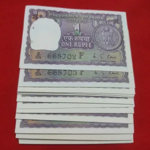 ONE RUPEE PACKET A -29 -  STARTING 55,66 NUMBER  - FINANCE SECRETARY M. G. KAUL - LOOSE CHOCOLATE CONDITION PACKET  - SERIAL NUMBER ENDING 702 TO 799 WITHOUT 786 NUMBER  5 NOTE SERIAL PRICE