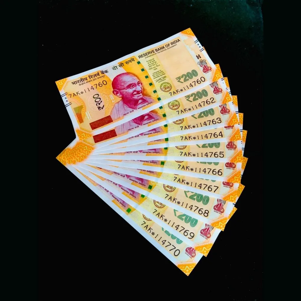 Rs 200 India Banknote Star Issue Issue Set of 10 Notes Gem Unc Unique and Rare