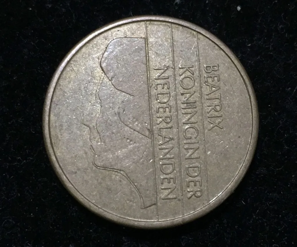 Netherlands 5 Gulden 1990 - Beatrix Lowest Price coin #D-14