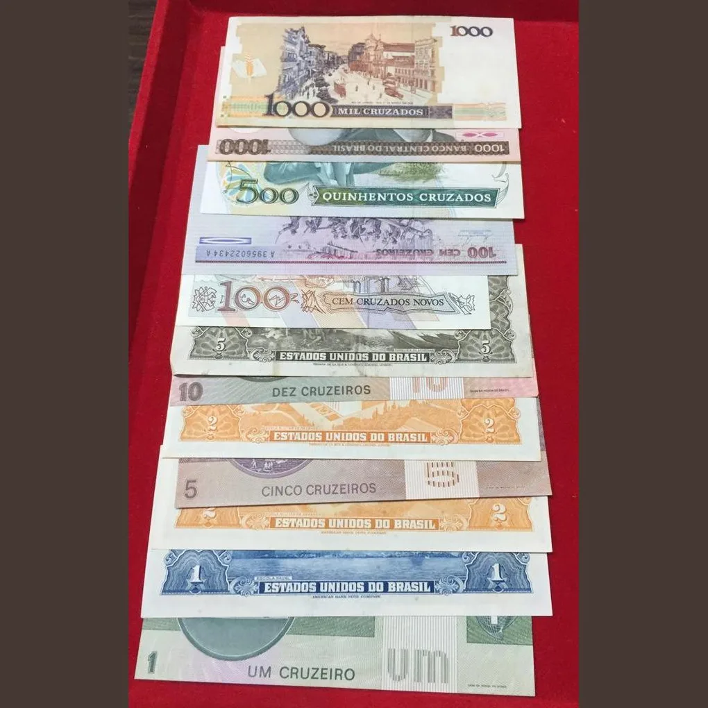 12 Different Brasil top condition all different denomation old note set