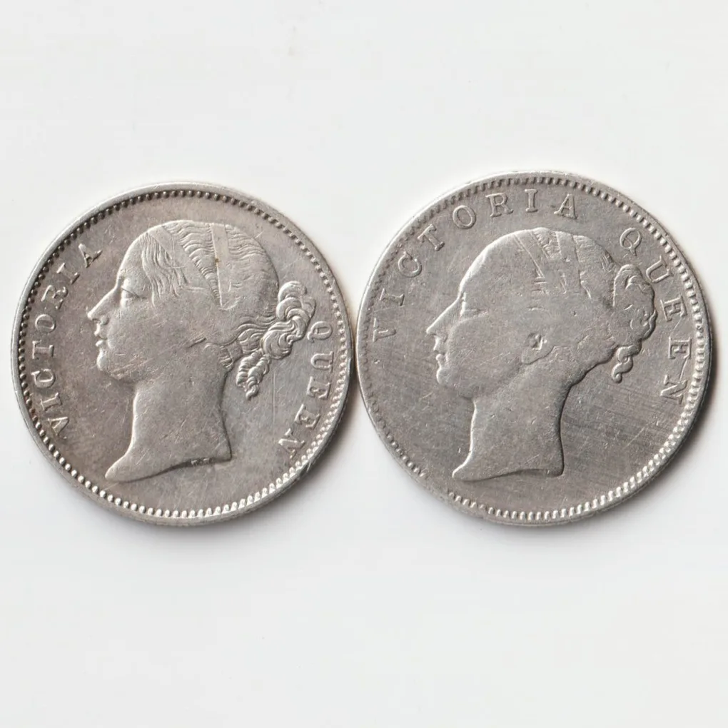 Extremely Fine Combo Set of One Rupee 1840 Silver Coin of Continuous and Divided Legend Victoria Queen British India Coinage
