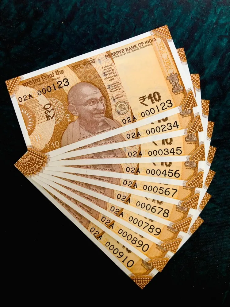 Rs 10 Semi Fancy India Banknote Set 000123 TO 000910 Gem Unc