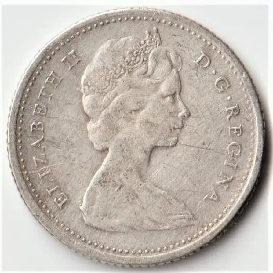 Rare 10 Cents Canada 1965 of Elizabeth II of Royal Canadian Mint Silver 2.33 g