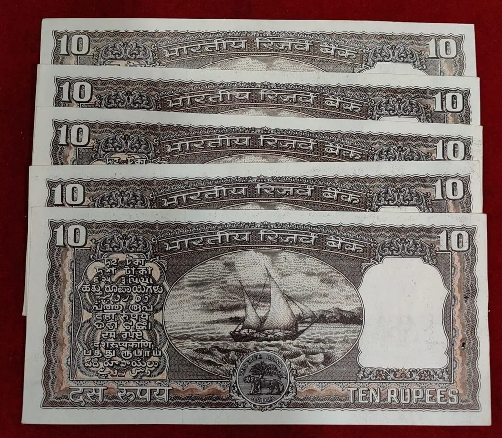 K. R. Puri old ishu black board (5 note seriel gem unc) rare note