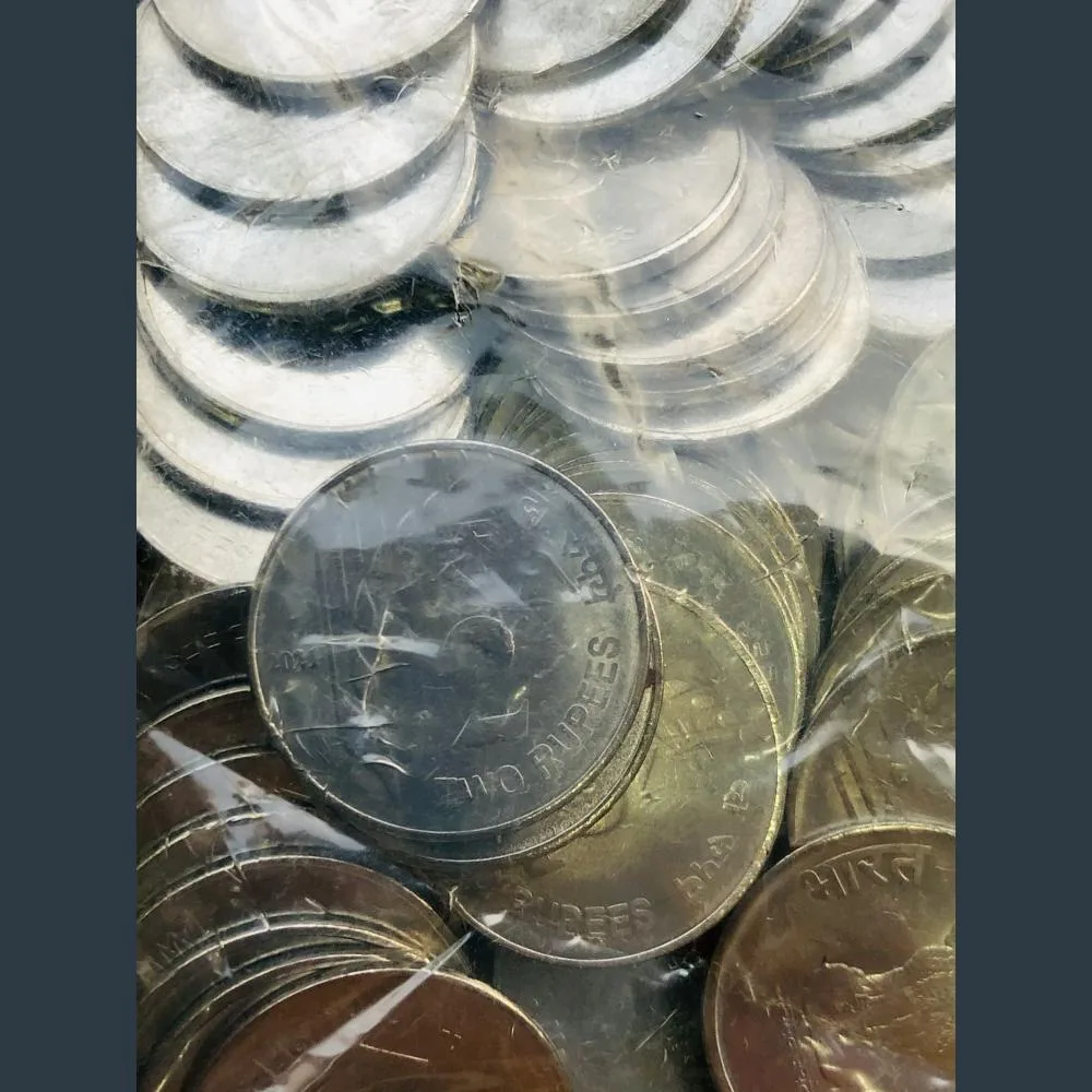 Re 2 RBI 100 Coin Rbi Seal Pack Lot Kolkata Mint Drop Issue Unique and Rare
