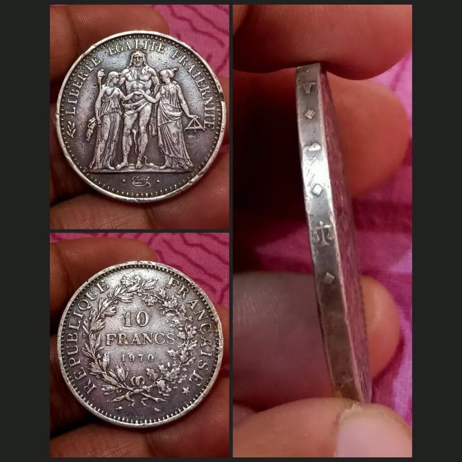 France Silver 10 Francs Year 1970 Weight 25 Grams Diameter 37 mm "Crown Size" Liberty Egalite Fraternity **Rare Coinage** Collectable Grade.