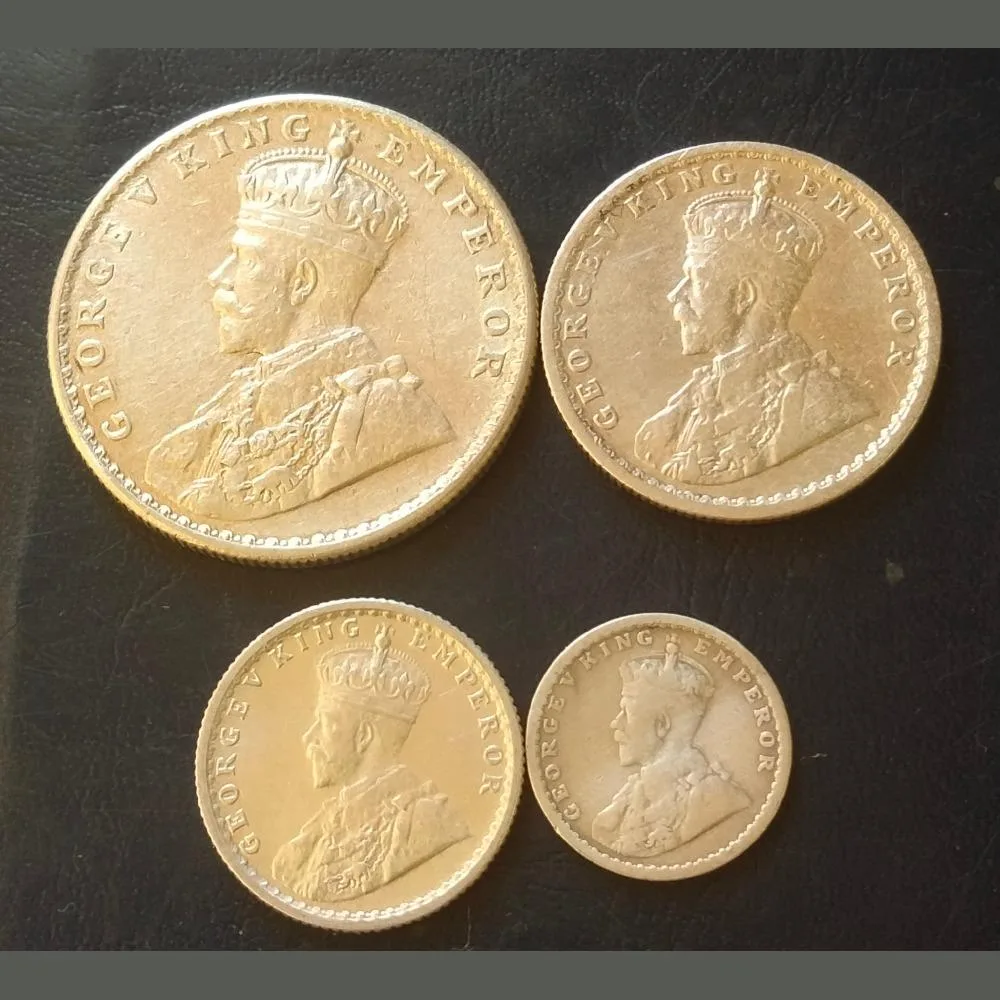Collection King👑👑👑 George V 4 Different fraction 1Rs, 1/2₹ ,1/4 & 2aana Original Gauaran