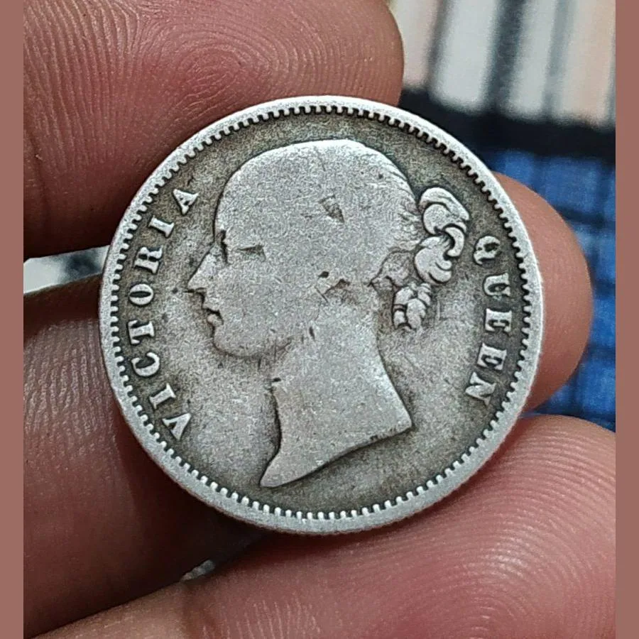 British India Silver 1/2 Rupee East India Company Year 1840 Divided Legend Queen Victoria **Rare Coinage** Collectable Grade.