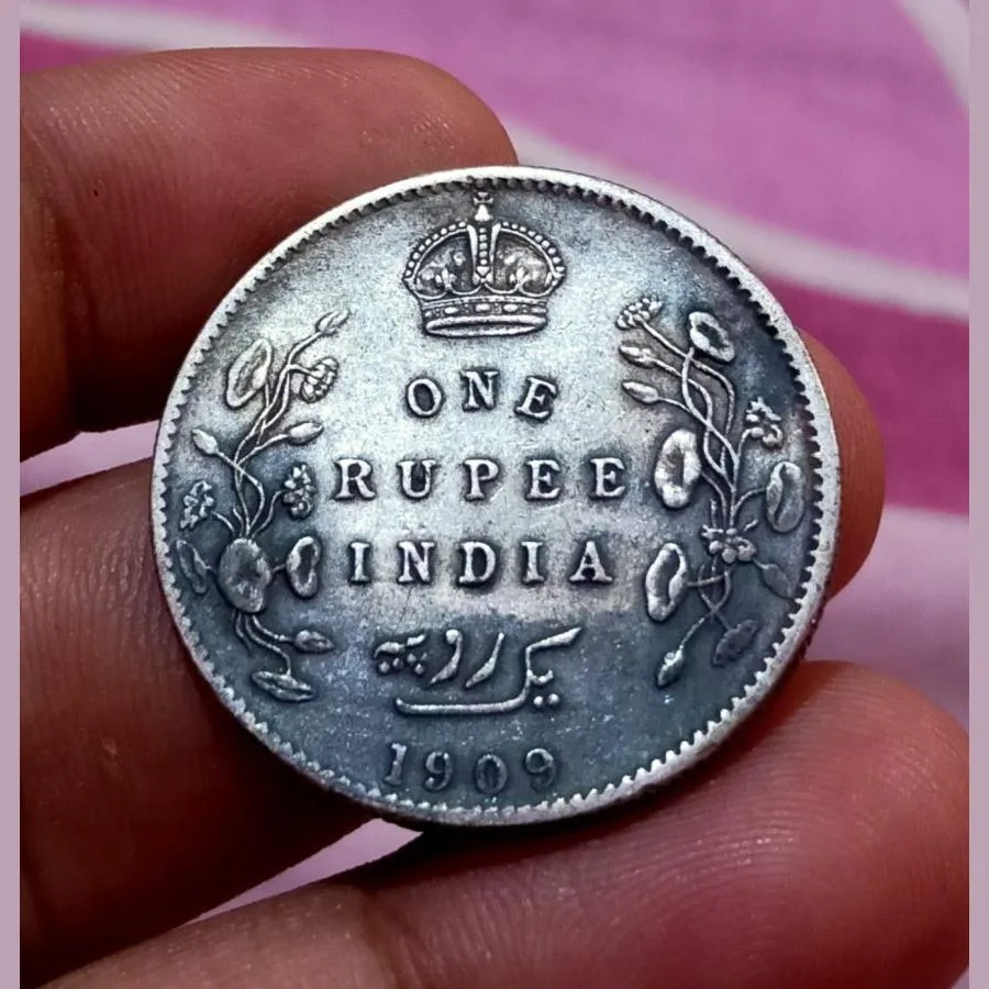 British India Silver Rupee KEY Date Year 1909 King George-V **Rare** High Collectable Grade.
