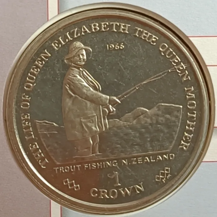 Gibraltar,One Crown 👑 2002(The life of Queen Elizabeth The Queen Mother) Weight 28.28 Gram, Diameter 38.61Grem,Unc With first day Cover Stams,Mint packing, Beautiful Set