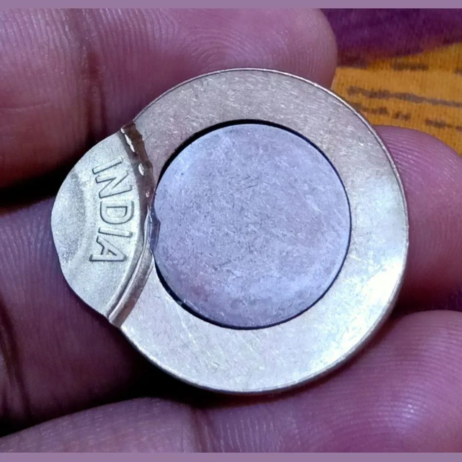10 Rupees New Issue Massive Off Center Error in UNC Grade.