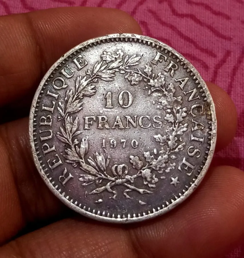 France Silver 10 Francs Year 1970 Weight 25 Grams Diameter 37 mm "Crown Size" Liberty Egalite Fraternity **Rare Coinage** Collectable Grade.