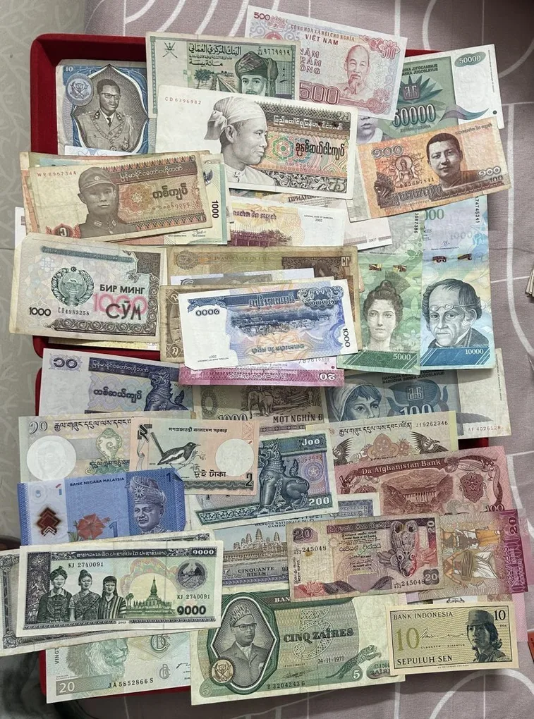 Foreign All 100 Different note World Note Collection