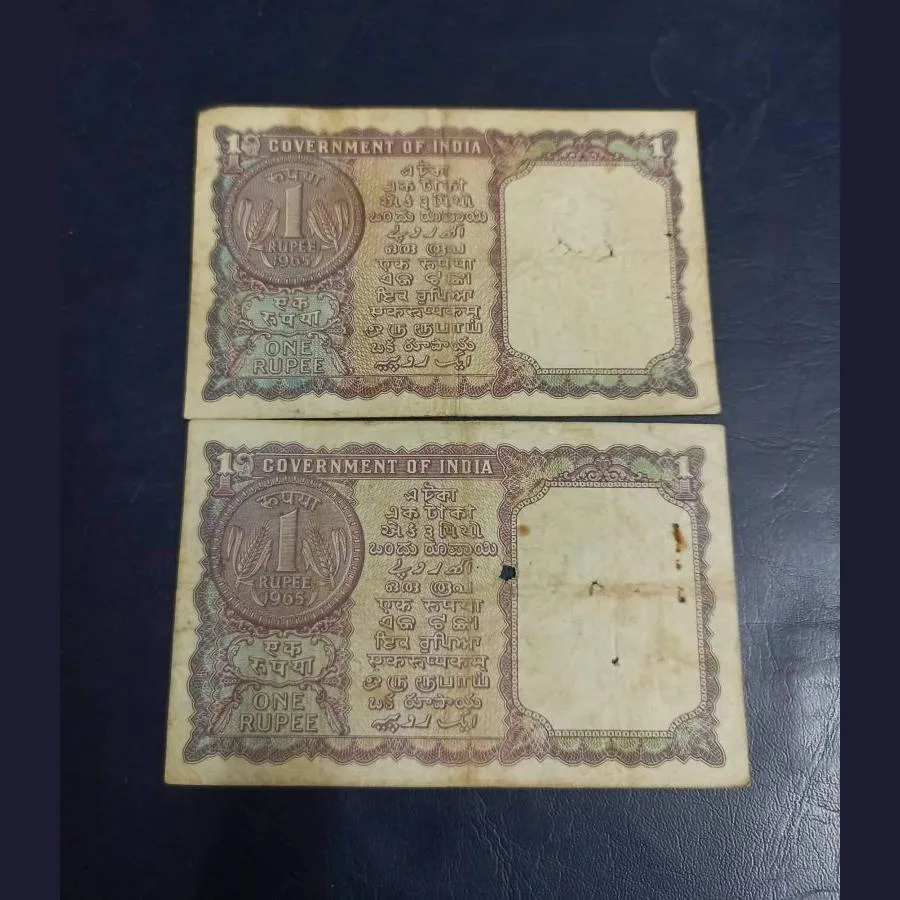 Rare Rare Government of India Set of 2 pieces of Governor S bhotlingam 1₹ note Condition as per ima (copy)