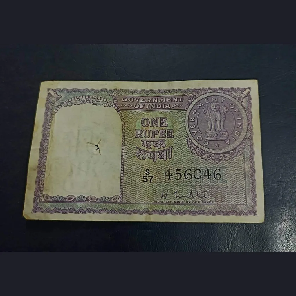 Rare Rare Government of India Scare year 1951 Governor H M Patel 1₹ note Condition as per image (copy)