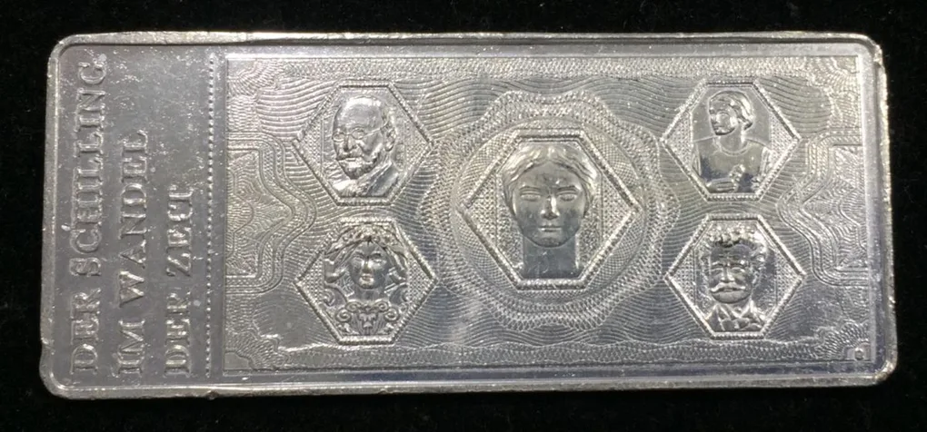 Australia 100 Schilling Silver Plated Beautiful Medalion (Weight 40 gram.) #I-113