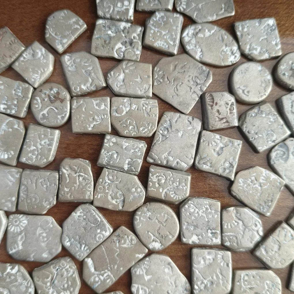 Extremely Rare Silver Magadh Dynasty Silver Punch Mark India's First Coin of Chandragupt Maurya Collectible Coins Randomly Single Coin Given From Set