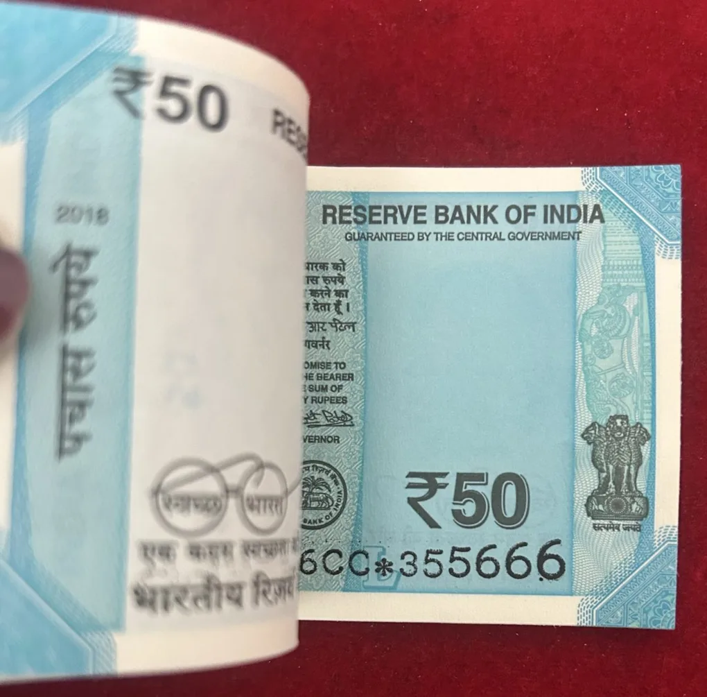 Rs 50 India Banknote Replacement Issue Star Issue 100 Notes Serial Gem UNC packet 2022 (L insert)
