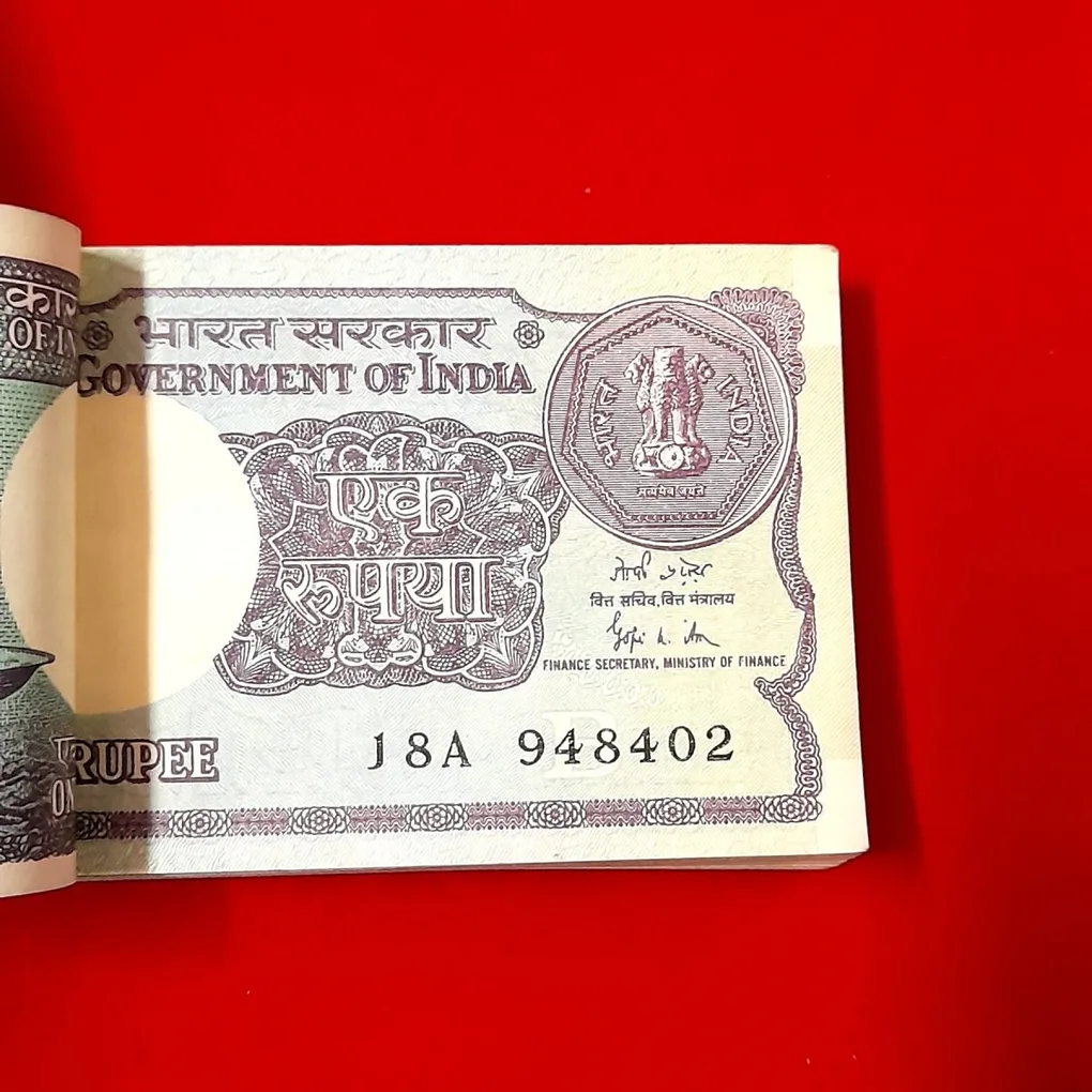 One Rs Old Pkt Rare Governor Gopi K. Arora 1989 Year 948401