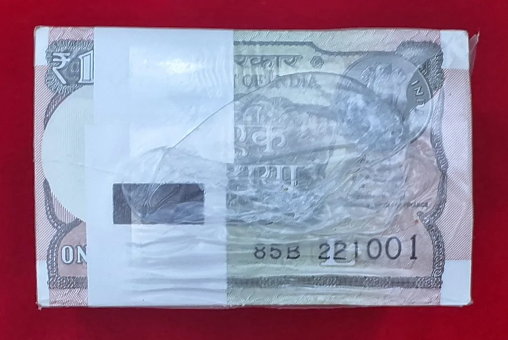 One rupee RIM A-64 Subhash Chandra GARG. Year 2019 Serial NO.221001