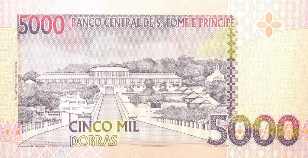 5000 Dobras of Sao Tome E Principe Country (AD 1996) with Papa Figo bird UNC Grade