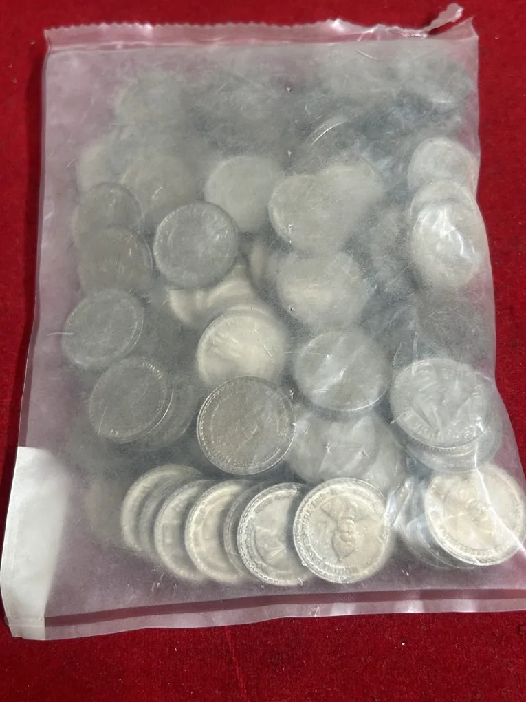 Rs 5 Mahatma Bashweshwar 100 Coin RBI Packet Republic India Commemorative Issue