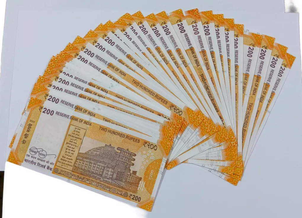 200 Rupees New Issue Year 2022 Complete Fancy Set All Fancy Serial Numbers Same Prefix 33+1= 34 Notes **EX-Rare** Crisp UNC Grades.