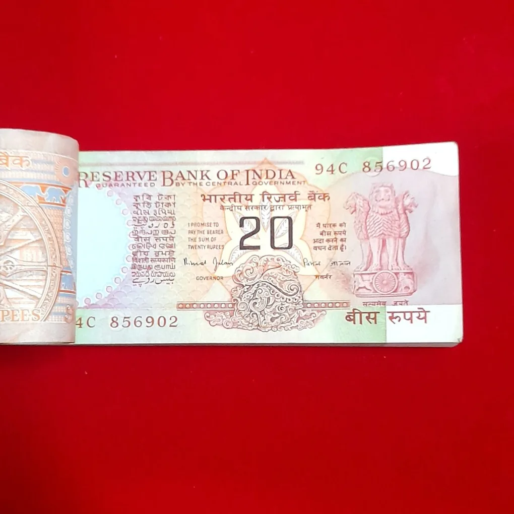 Twenty Rs Old Chakra Rare Bundle Governor Bimal Jalan C Insert 856901