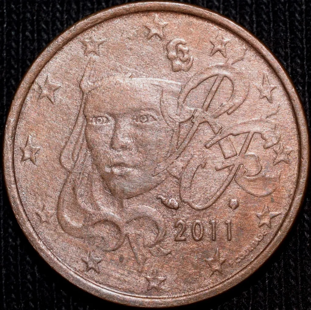 Bronze 5 Euro Cents of France (AD 2011) with feminine Marianne