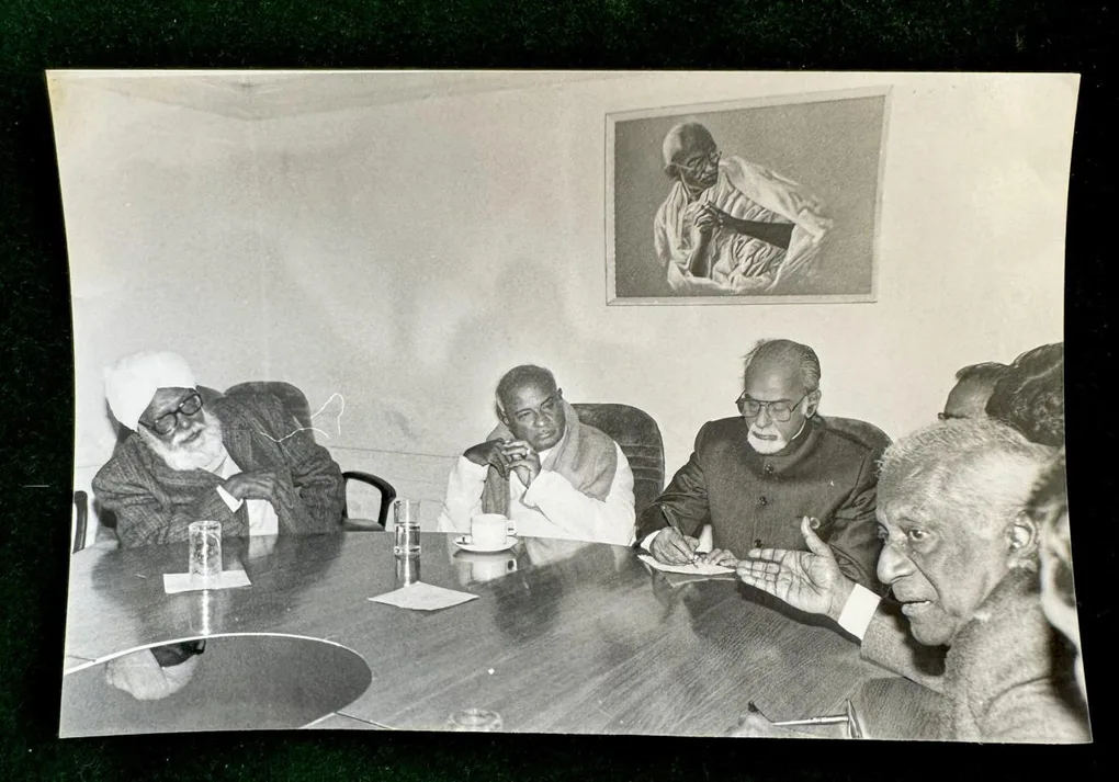 P11 - India original vintage photograph Political Series Unique and Rare