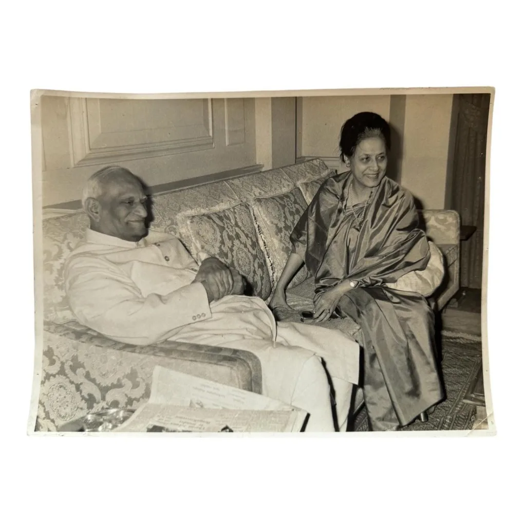 P27 - India original vintage photograph Political Series Unique and Rare