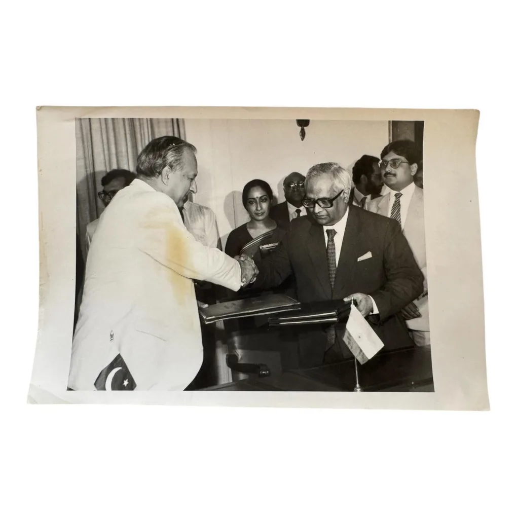 P78 - India original vintage photograph Political Series Unique and Rare