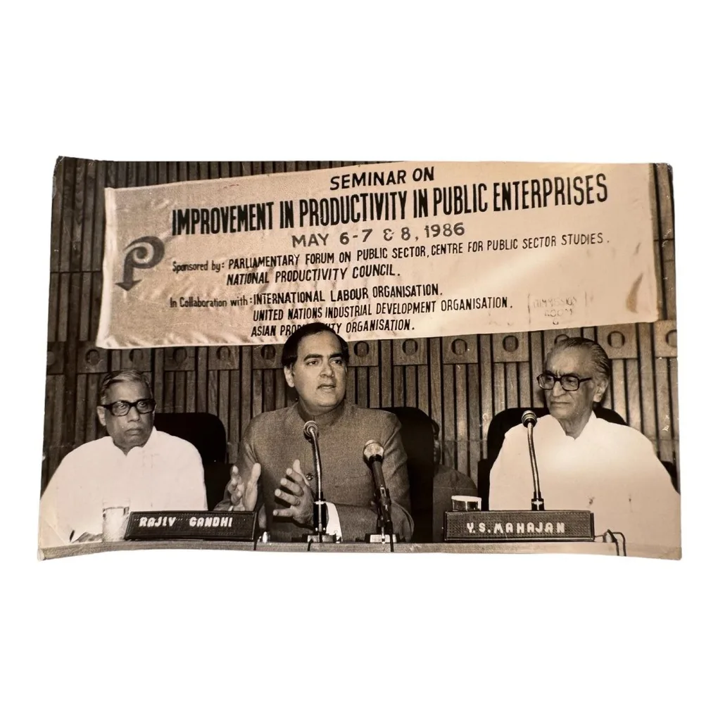 P86 - India original vintage photograph Political Series Unique and Rare