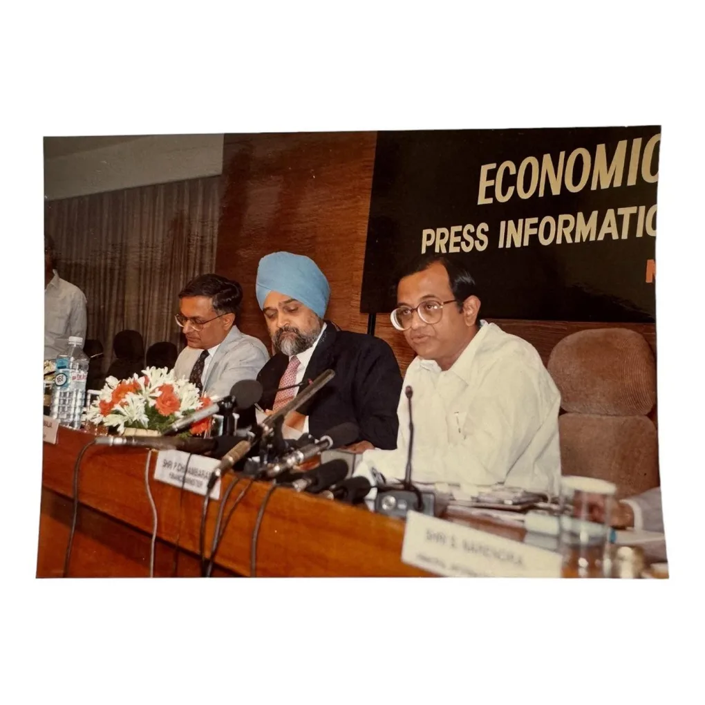 P89 - India original vintage photograph Political Series Unique and Rare