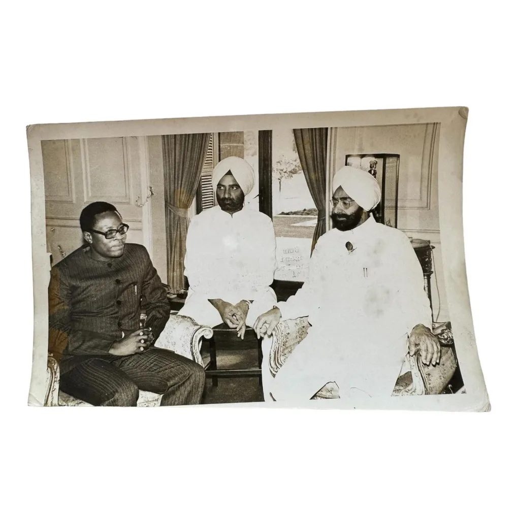 P91 - India original vintage photograph Political Series Unique and Rare