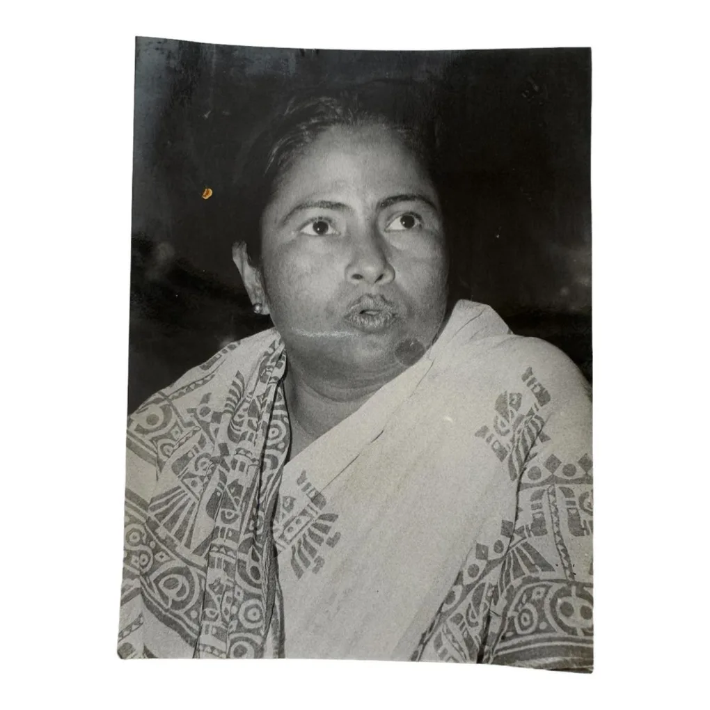 P94 - India original vintage photograph Political Series Unique and Rare