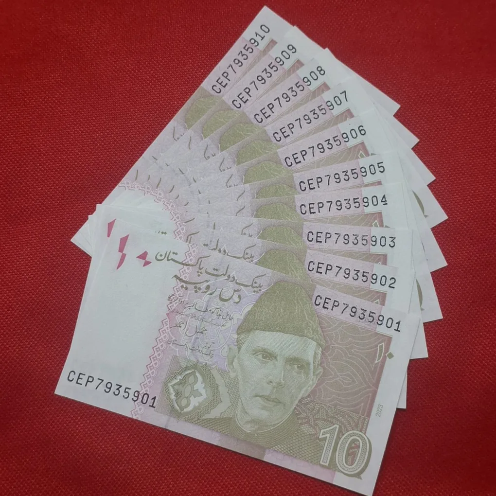 Pakistan 10 Rupee Note GEM UNC Condition Each Note Price 105