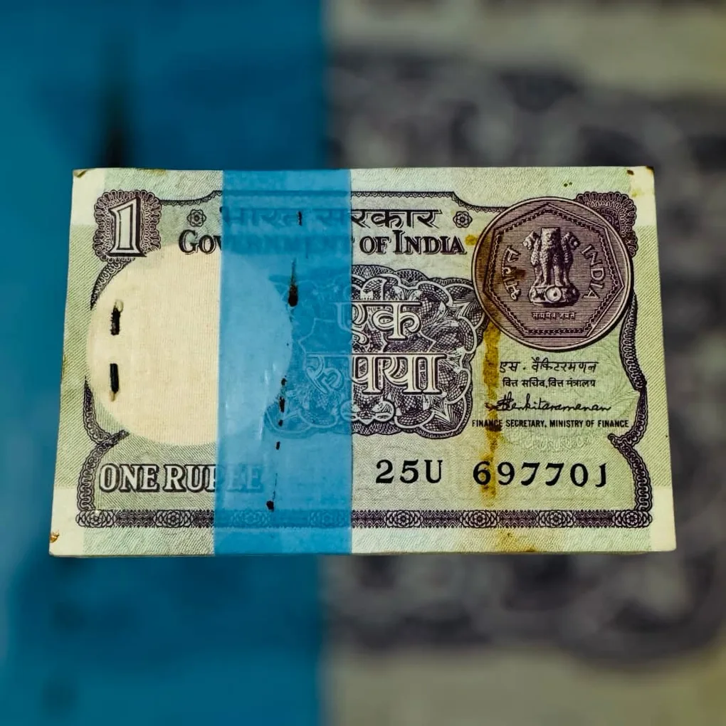 Re 1 Republic India S Venkataraman Issue Year 1985 Unique and Rare