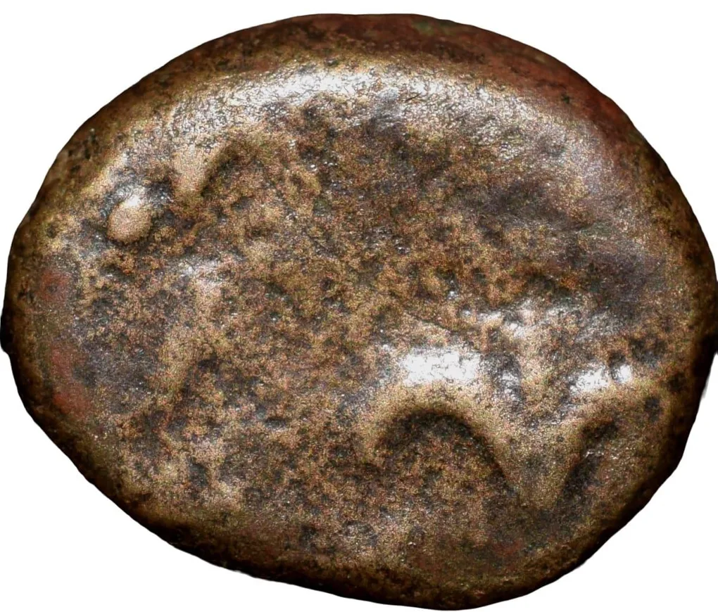 Copper Coin of Mahasenapati(2nd - 1st Cen. BC) of Satavahan Feudatories of Andhra Region Ext.Rare