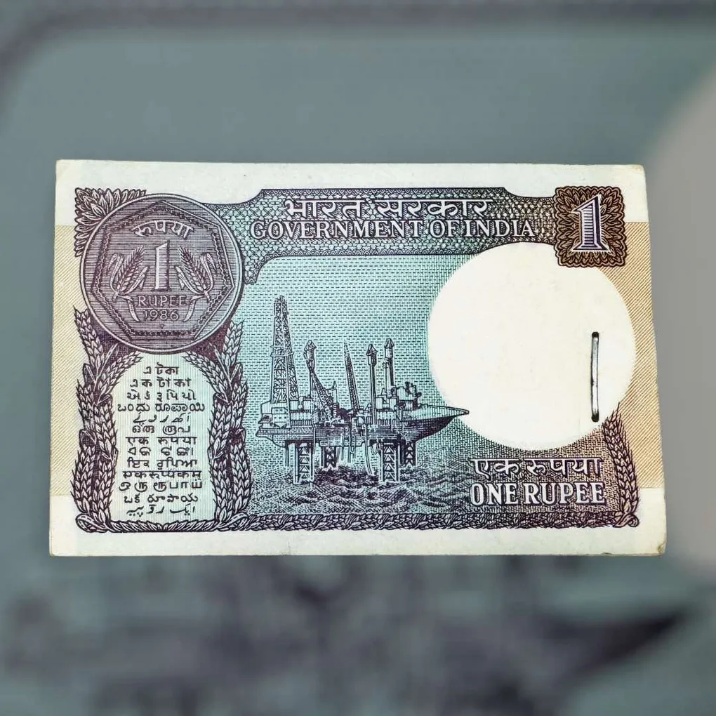 Re 1 India Banknote Serial Bundle Signed By S Venkataraman A Inset 1986 Small Coin Issue with 786 Serial Inside Unique and Rare
