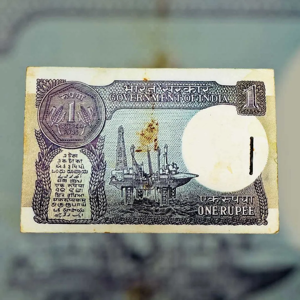 Re 1 India Banknote Serial Bundle Signed By Pratap Kishan Kaul Inset 1985 Small Coin Issue with 786 Serial Inside Unique and Rare