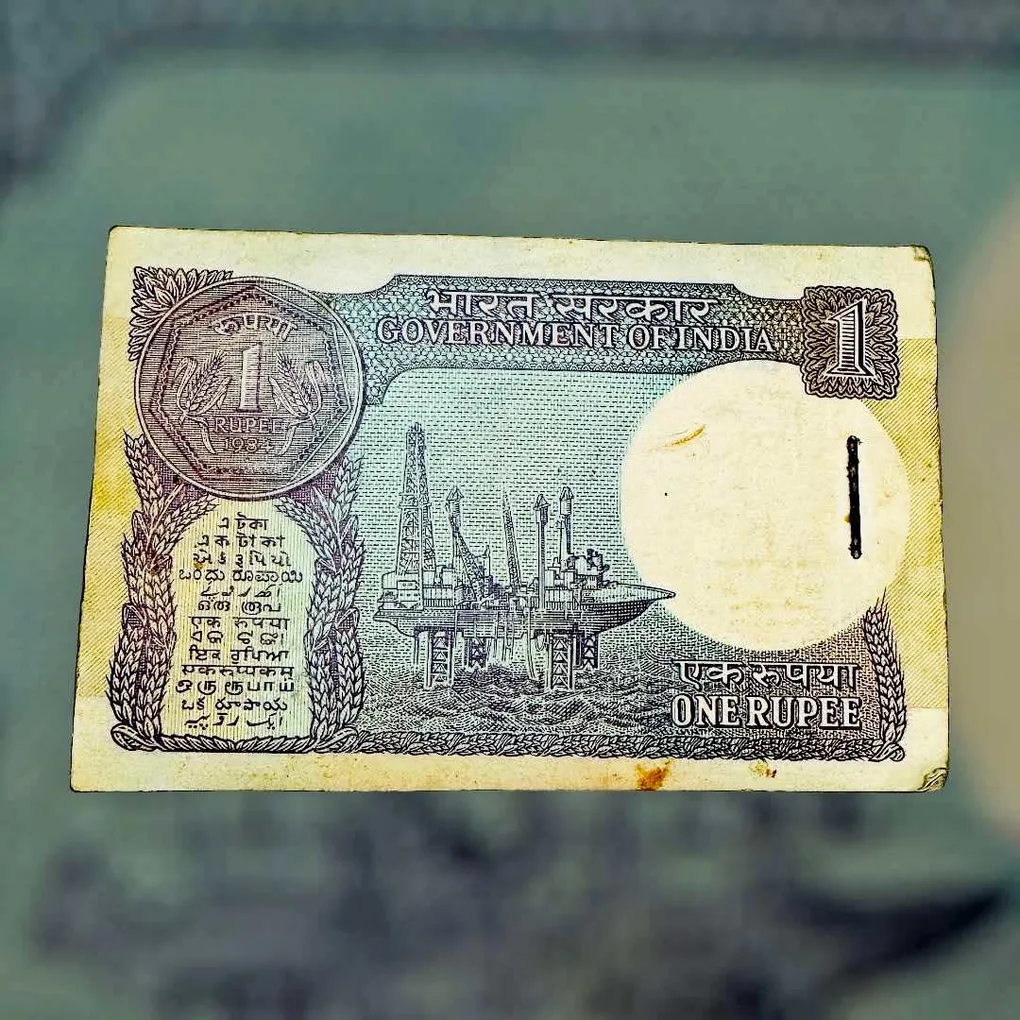 Re 1 India Banknote Serial Bundle Signed By Pratap Kishan Kaul Inset 1984 Small Coin Issue with 786 Serial Inside Unique and Rare