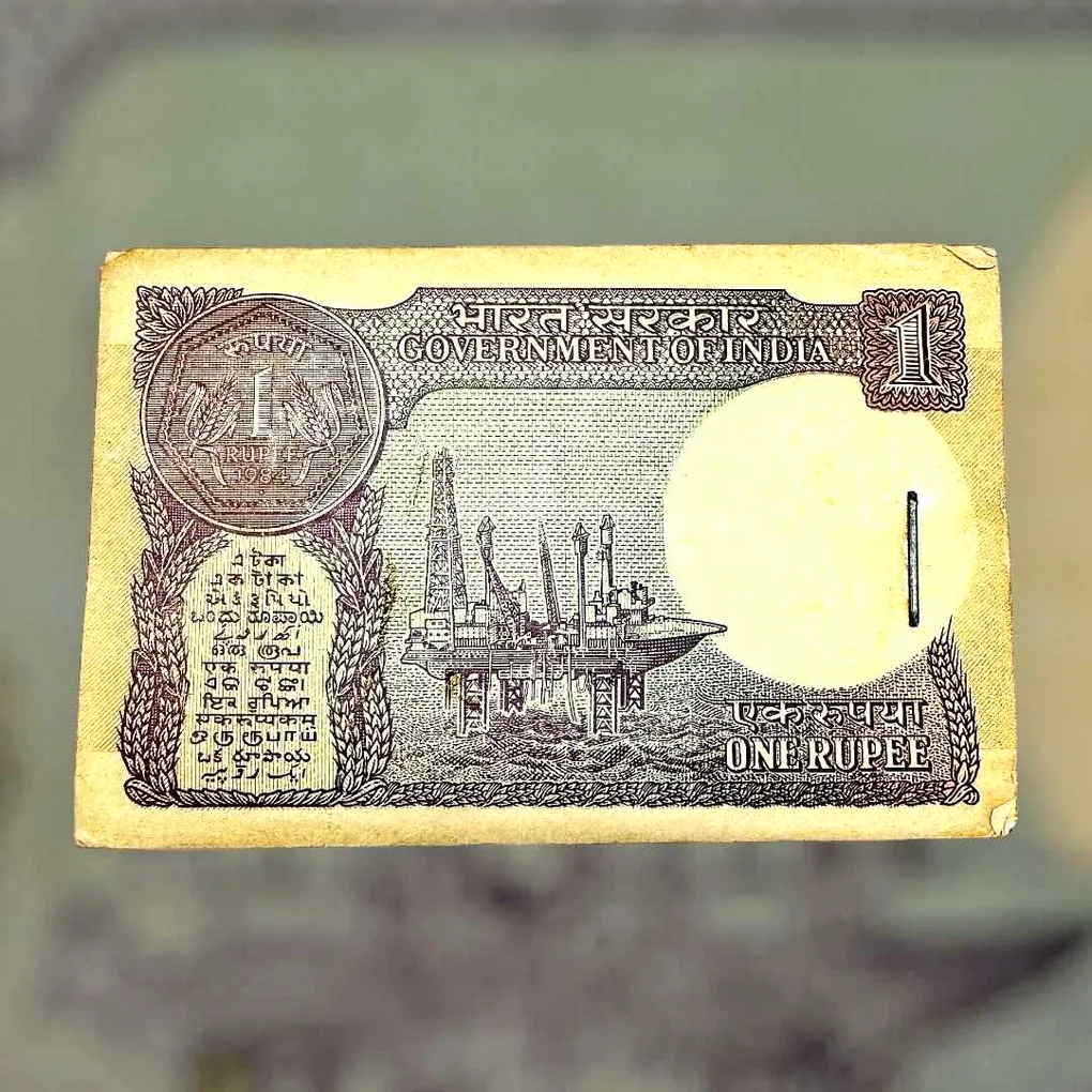 Re 1 India Banknote Serial Bundle Signed By Pratap Kishan Kaul Inset 1984 Small Coin Issue with 786 Serial Inside Unique and Rare