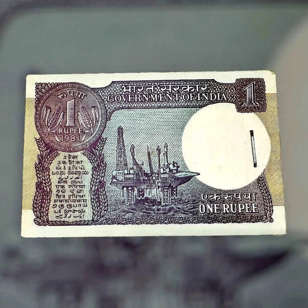 Re 1 India Banknote Serial Bundle Signed By R N Malhotra 1981 Big Coin Issue with 786 Serial Inside Unique and Rare