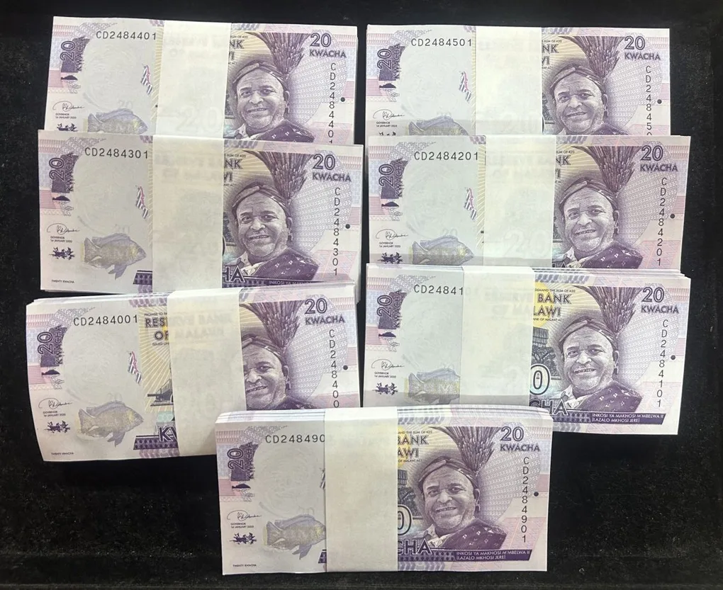 Malawi 20 kwacha serial packet 100 note buyer will receive 1 packet different serial number packet
