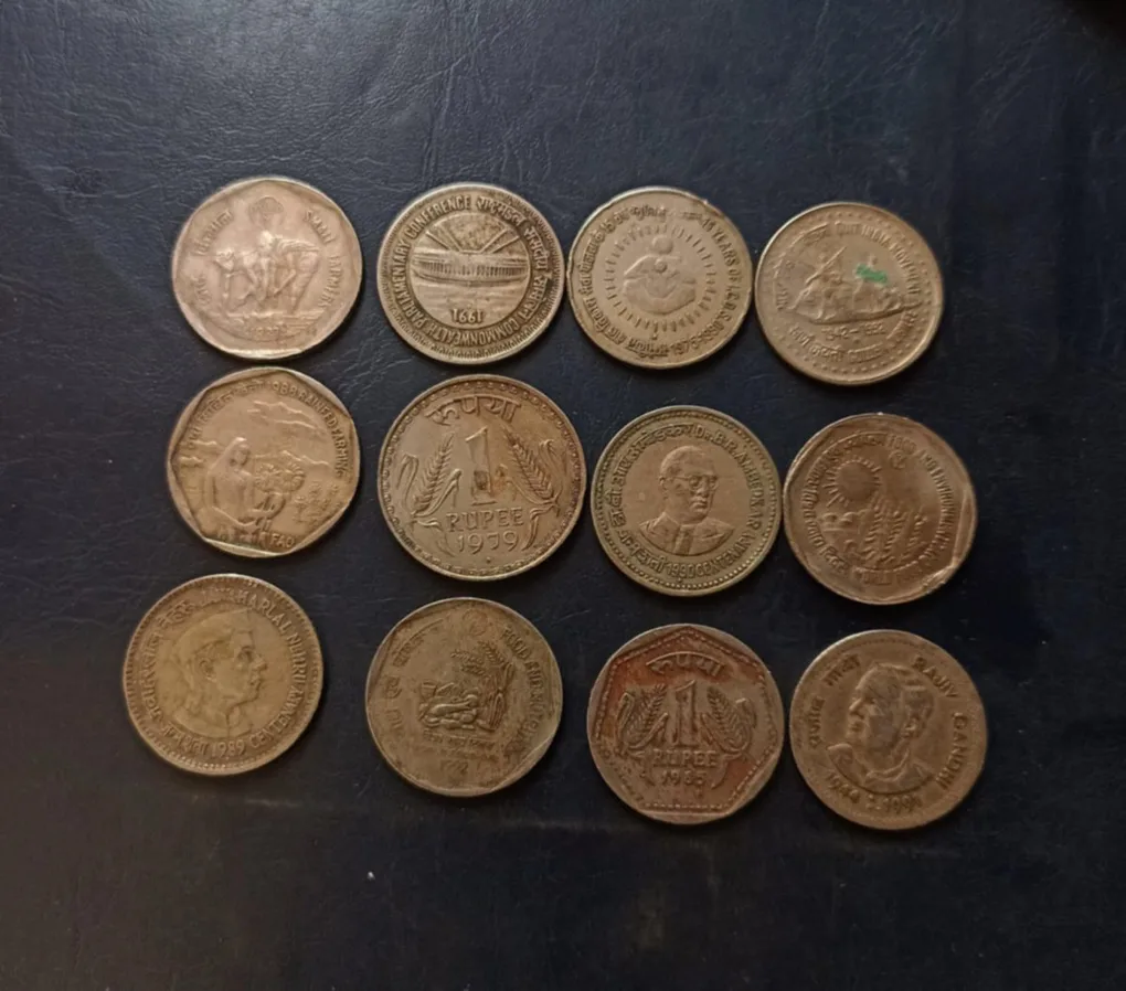 Indian comerative coins Set of 12 pieces with different backside of ₹1 denomination issued after India's independence Metal:Nickel Same and similar set are available