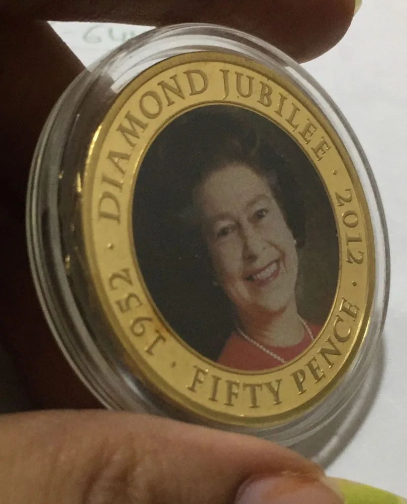 Queen Elizabeth II Tristen De Cunha 50 pence 2012 coin Diamond Jubilee Commemorative issue rare Lowest Price Coin With Capsule #M-158
