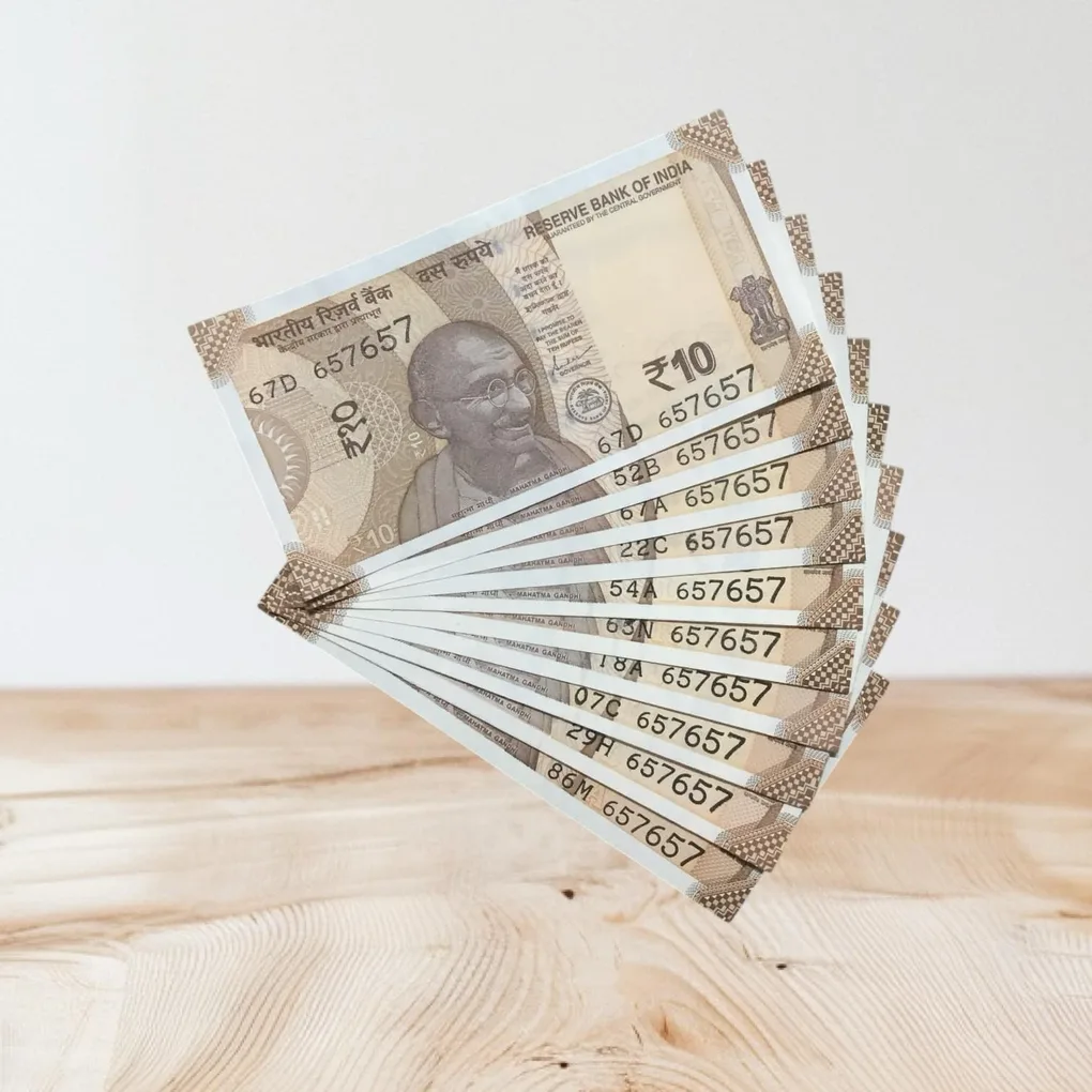 Rs 10/- India Bank Note Semi Fancy 10 Note Same Number Set 657657 Unique and Rare