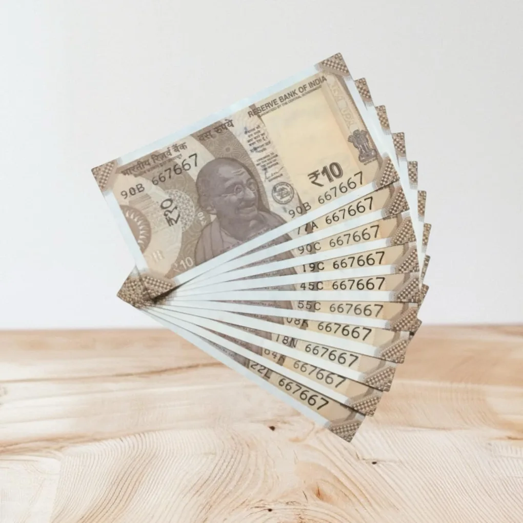 Rs 10/- India Bank Note Semi Fancy 10 Note Same Number Set 667667 Unique and Rare